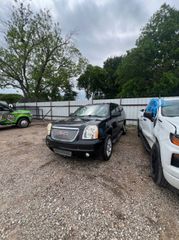 2012 GMC Yukon XL 1500 Denali - Exterior Front Left Corner Image